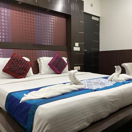 The Bonlon Inn-Near Blk Hospital Delhi  Luaran gambar