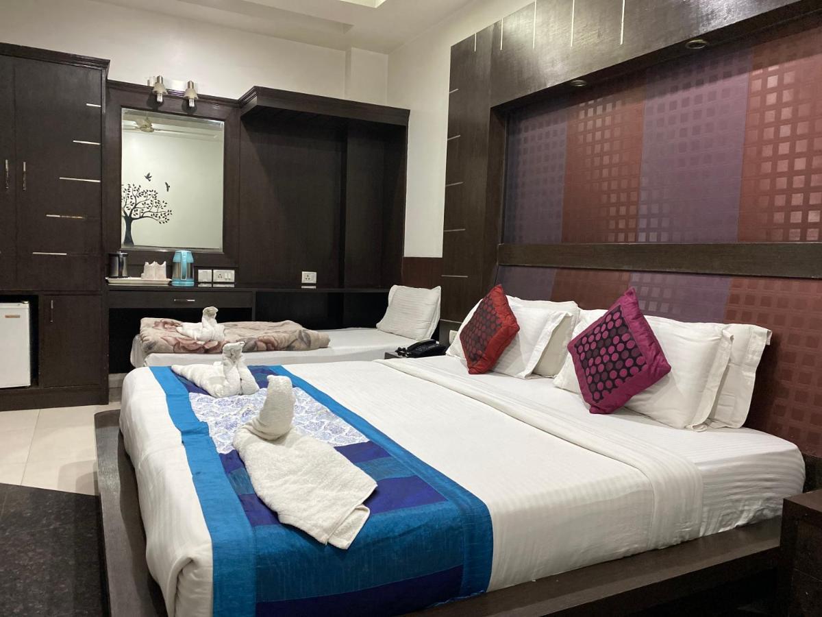 The Bonlon Inn-Near Blk Hospital Delhi  Luaran gambar