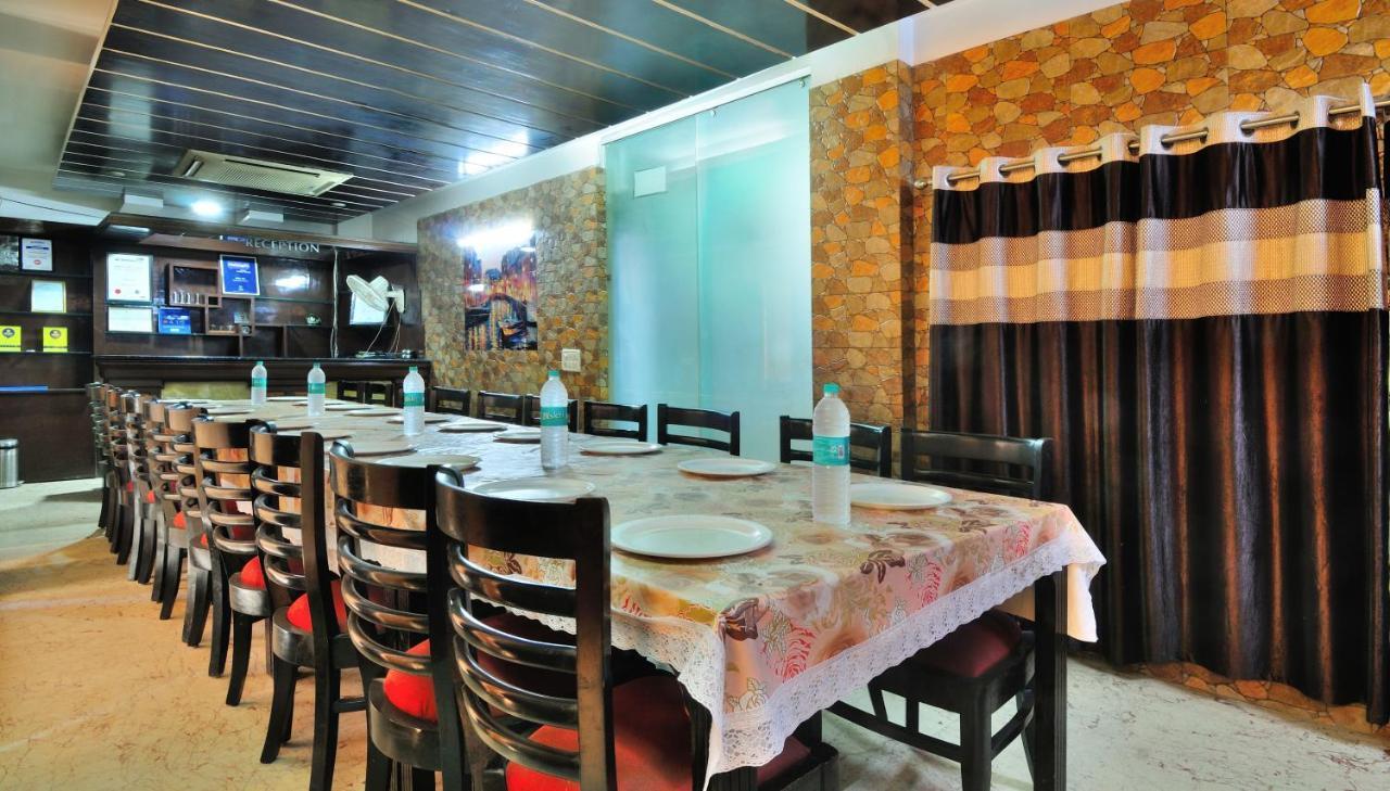 The Bonlon Inn-Near Blk Hospital Delhi  Luaran gambar